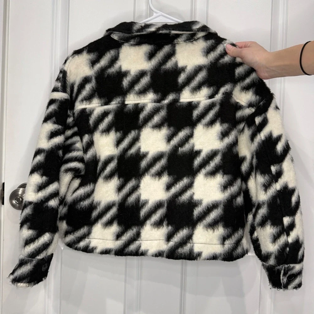 Btween Girls Black White Houndstooth Fuzzy‎ Shacket Jacket Size 10 LG 10/12